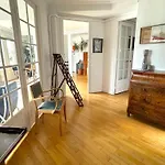 Le Penthouse Guy Moquet